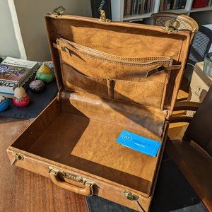 Vintage Brown Leather Hardsided Briefcase / Suitcase